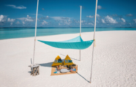 Picnic at the sandbank in Fushifaru Maldives Resort