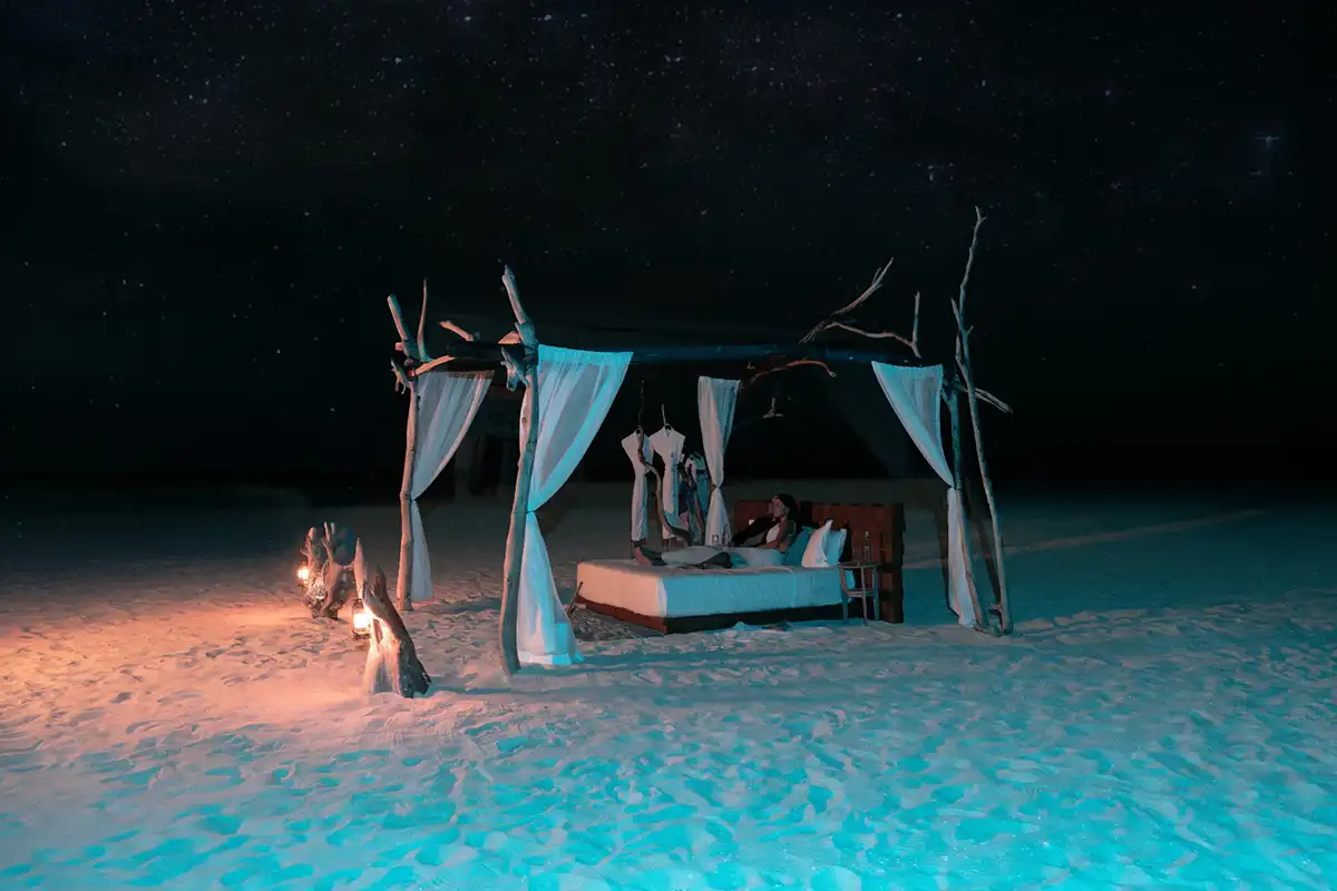 Sleep Under the Stars: Fushifaru Maldives Unveils the Ultimate Romantic Sandbank Escape